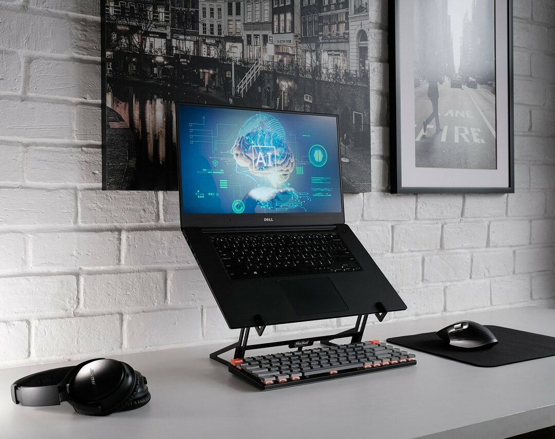 laptop, desk, office-6332544.jpg